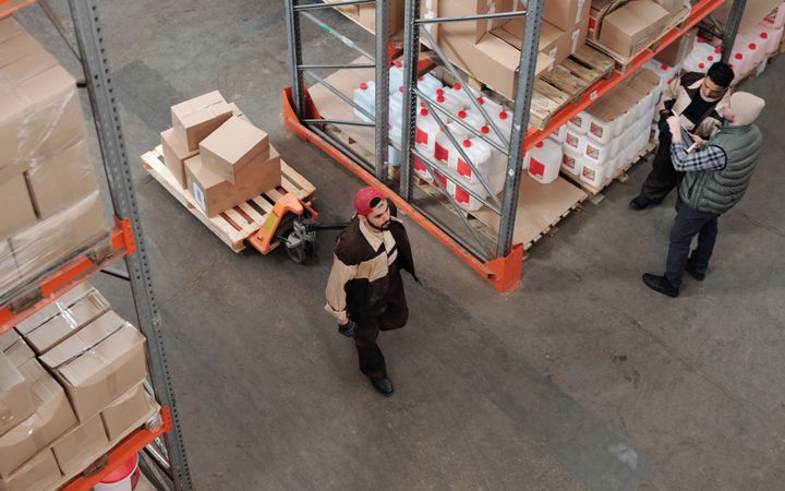 Yuk qabul qilish: besh bosqich